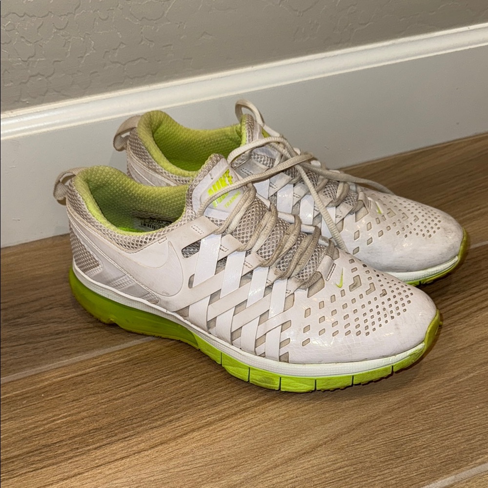 Nike White and Green Athletic Shoes with Breathable Mesh